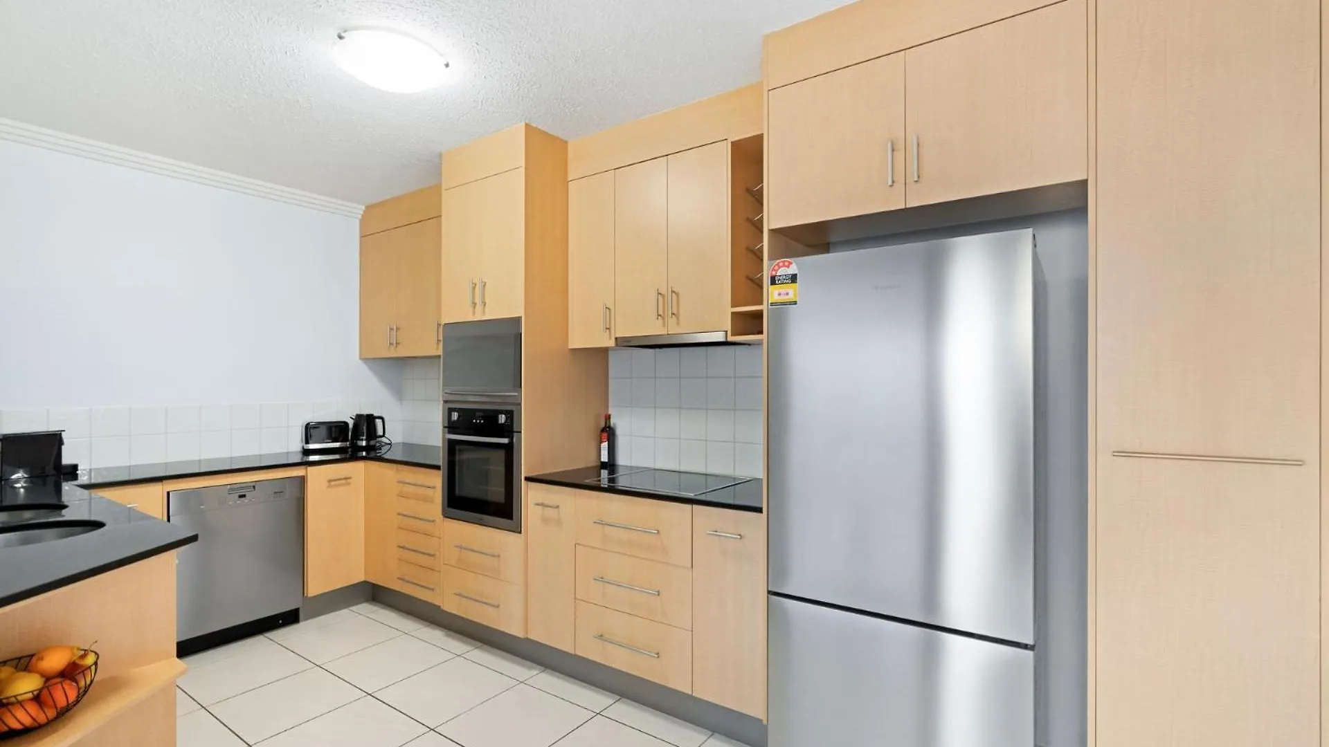 Belle Escapes 702 Cbd Apartment With Elevated City And Water Views Cairns